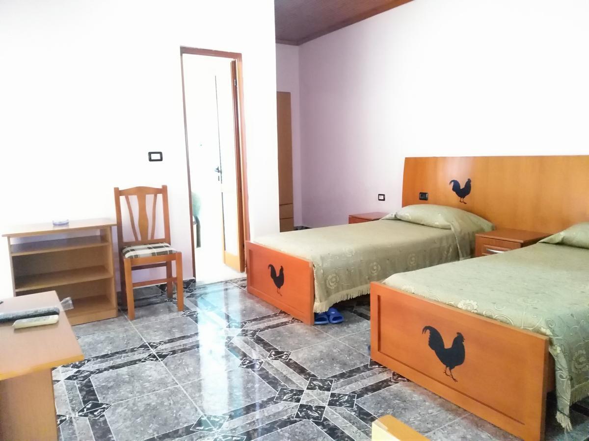 Hotel Gjeli Фиери Экстерьер фото