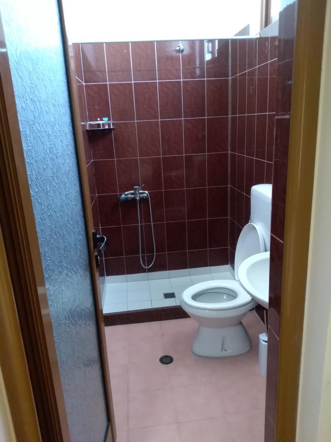 Hotel Gjeli Фиери Экстерьер фото